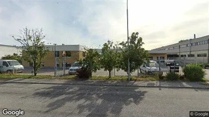 Lagerlokaler till försäljning i Fosie - Bild från Google Street View Lagerlokaler till försäljning i Fosie - Bild från Google Street View