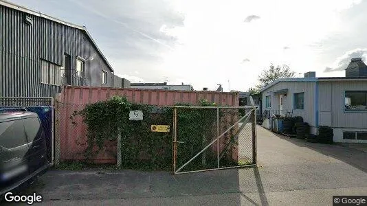 Lagerlokaler till försäljning i Varberg - Bild från Google Street View