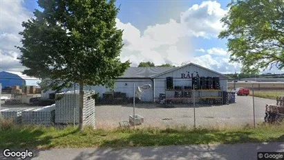 Lagerlokaler till försäljning i Mjölby - Bild från Google Street View