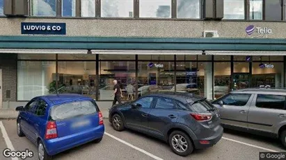 Lagerlokaler till försäljning i Falkenberg - Bild från Google Street View