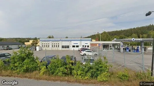 Lagerlokaler till försäljning i Valdemarsvik - Bild från Google Street View