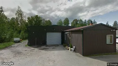 Lagerlokaler till försäljning i Köping - Bild från Google Street View
