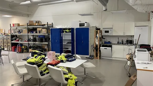 Lagerlokaler att hyra i Nacka - foto 4